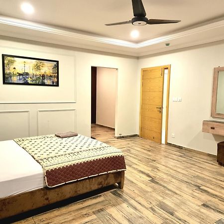 Executive Apartments In Bahria Heights Rawalpindi Chambre photo