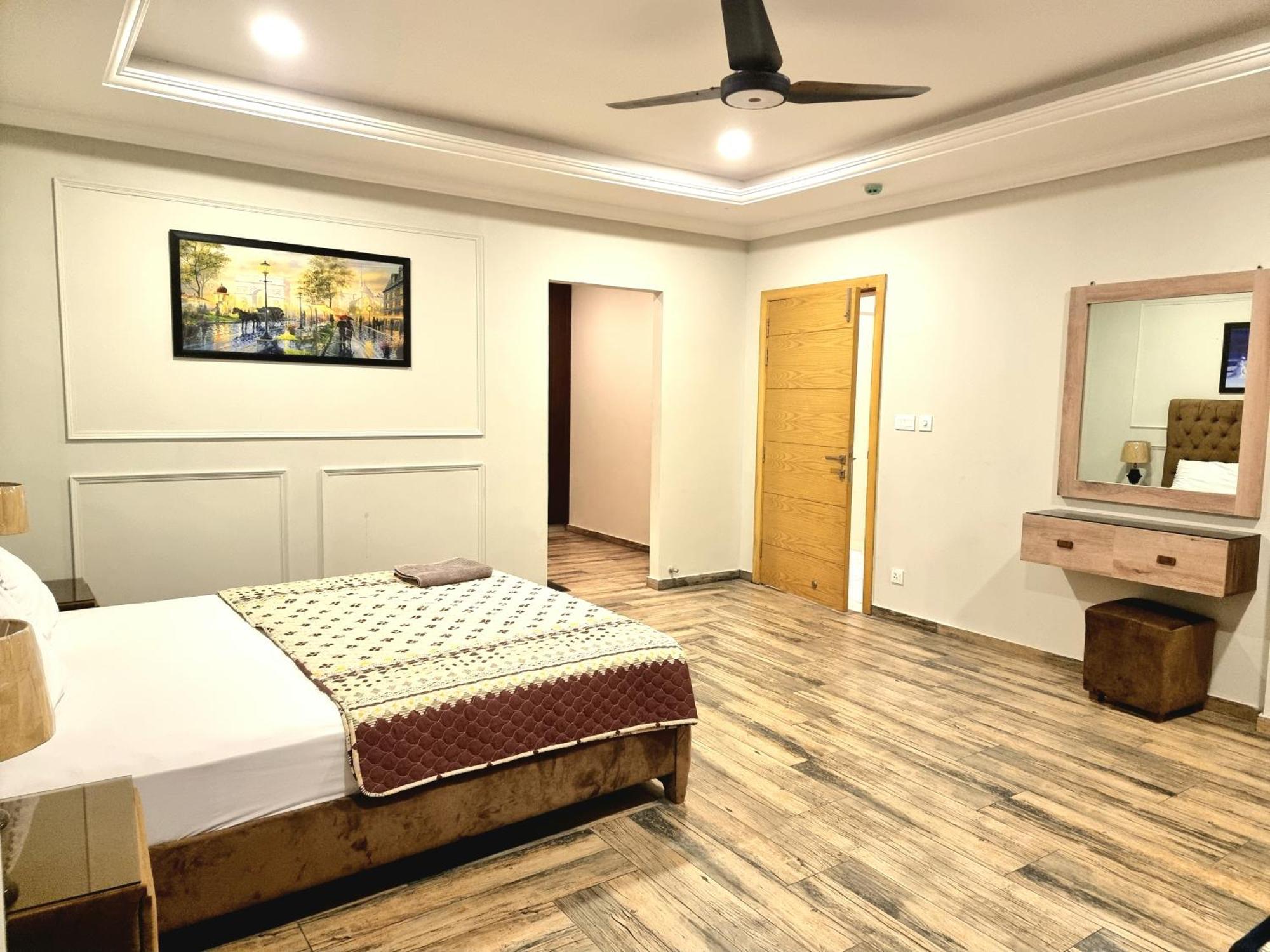 Executive Apartments In Bahria Heights Rawalpindi Chambre photo